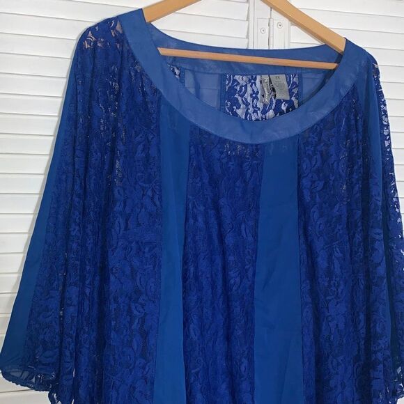 NWT Blue Sheer Lace Double Layered Floaty Top Size 3X - Picture 2 of 16